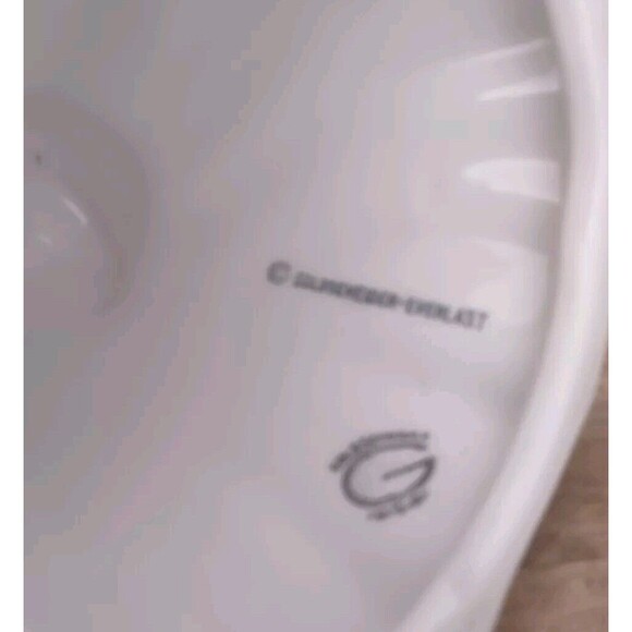 Goldscheider-Everlast Beautiful Vintage SUMMER figurine Lady  by   8 in. - Picture 4 of 6